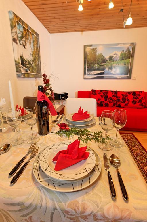 Haus Waldheim Graechen Grächen Quarto foto